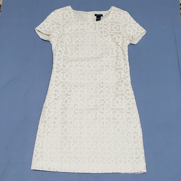 Doncaster Dresses Doncaster Collection White Lace Shift Dress